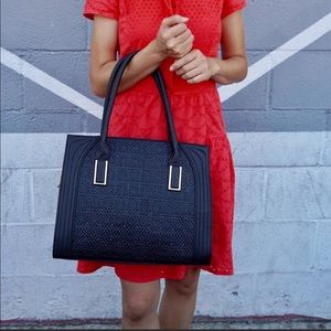 🎉Sold SoldJust In🎉Large Weave Structure Tote in black